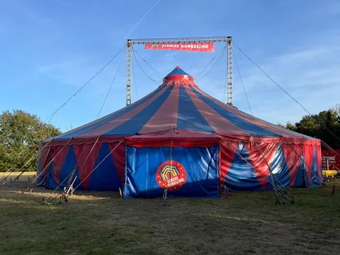 Foto aus dem Beitrag „Große Manege für Varler DRK-OGS-Kids“
